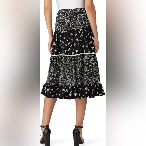 Sweet Baby Jamie Black Floral Skirt Size Medium - Picture 2 of 7